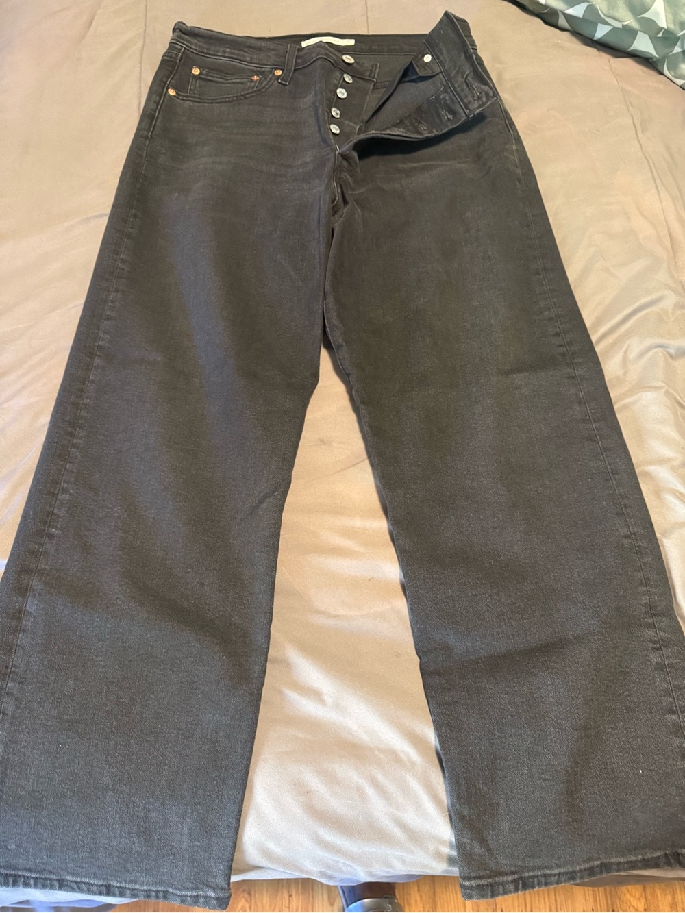 Levi’s Ribcage Straight Ankle Jeans
